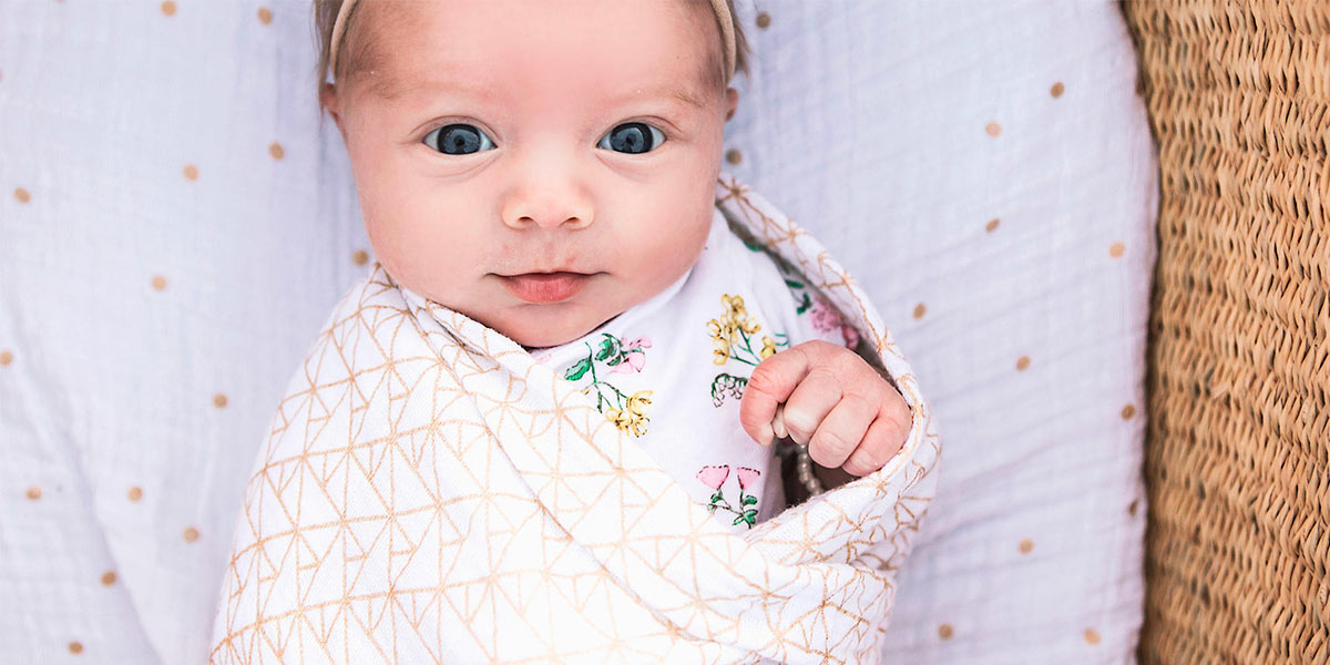 Por qué Swaddle? --- Los beneficios de Swaddling